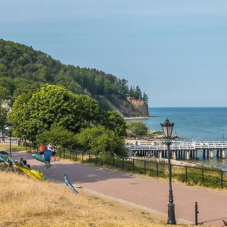 Orlowo Park - Spacious With Winter Garden By Renters