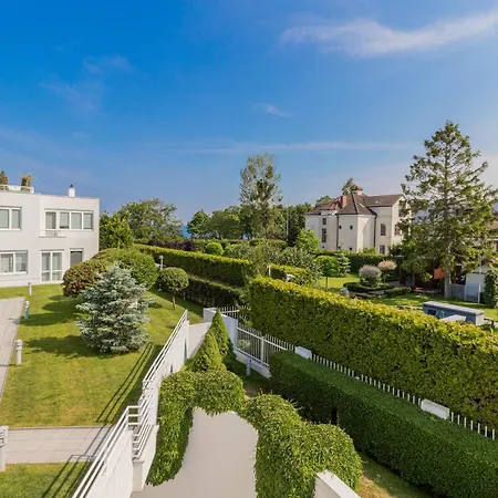 Orlowo Park - Spacious With Winter Garden By Renters