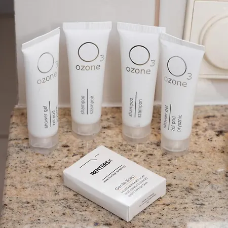 Orlowo Park - Spacious With Winter Garden By Renters Daire Gdynia