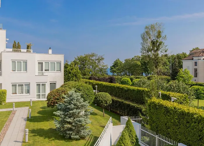 Apartamento Orlowo Park - Spacious With Winter Garden By Renters *