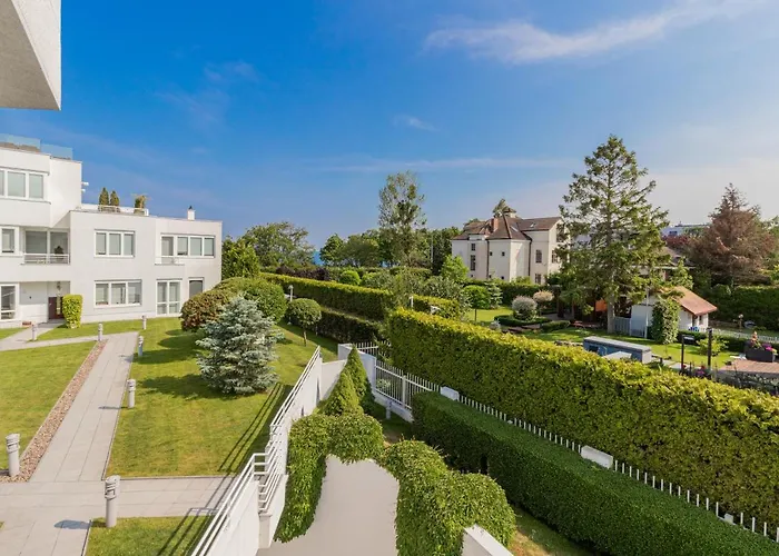 Orlowo Park - Spacious With Winter Garden By Renters