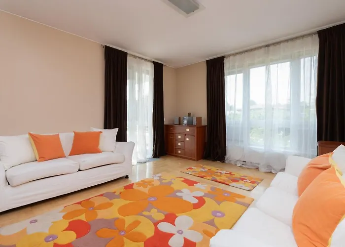 Apartamento Orlowo Park - Spacious With Winter Garden By Renters *