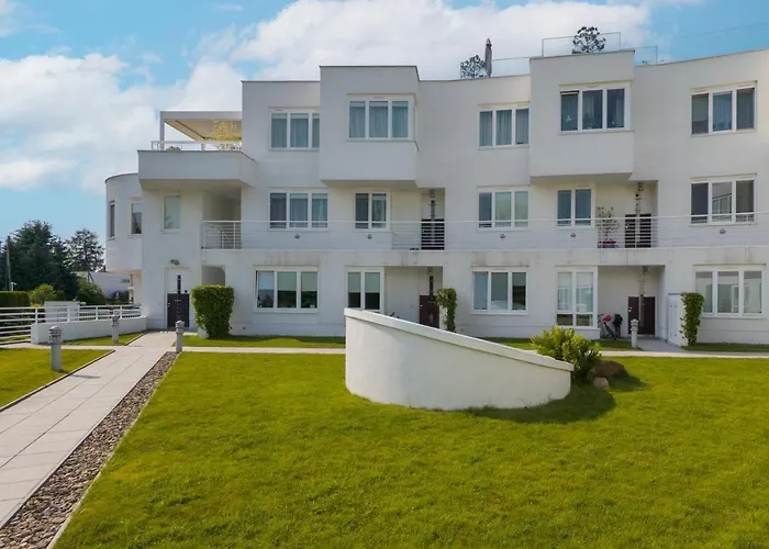 Orlowo Park - Spacious With Winter Garden By Renters *